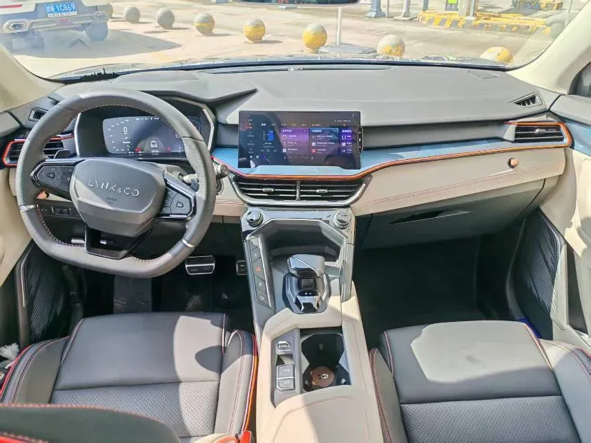 2020 LYNK&CO 06 1.5T 177HP L3 7DCT,autocango,china used car exporter,china ev exporter,chinese used car exporter,chinese used ev exporter