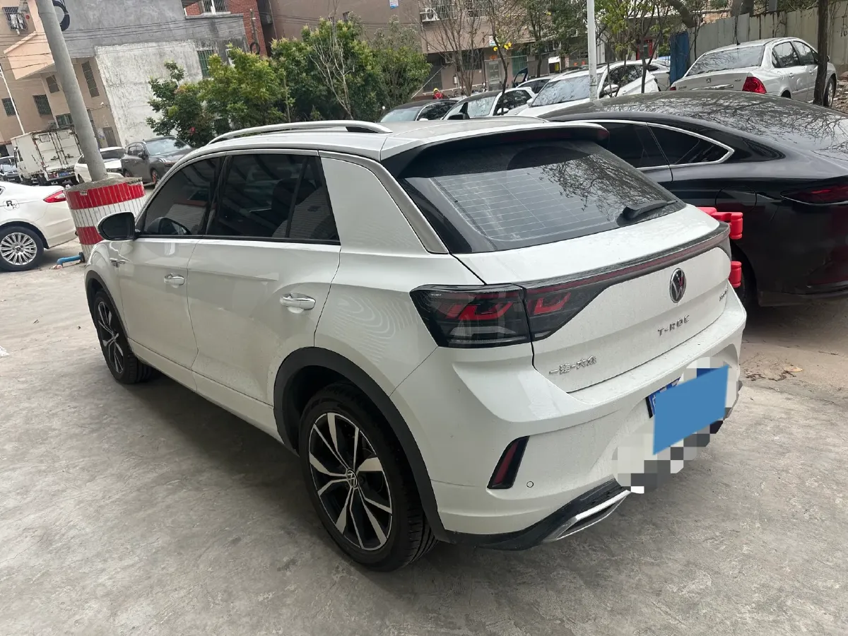 2025 Volkswagen T-Roc 1.5T 160HP L4 7DCT,autocango,china used car exporter,china ev exporter,chinese used car exporter,chinese used ev exporter