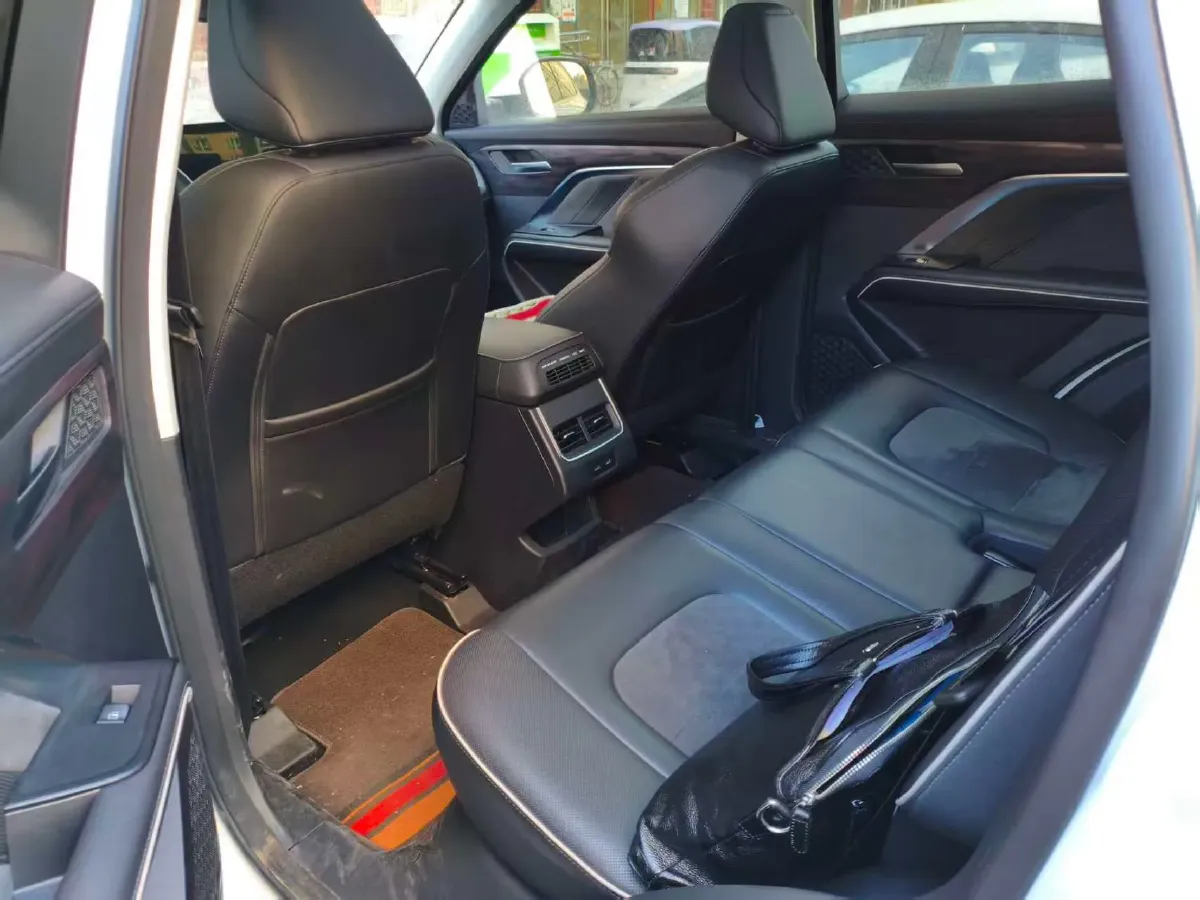 2021 Haval H6 1.5T 169HP L4 7DCT,autocango,china used car exporter,china ev exporter,chinese used car exporter,chinese used ev exporter