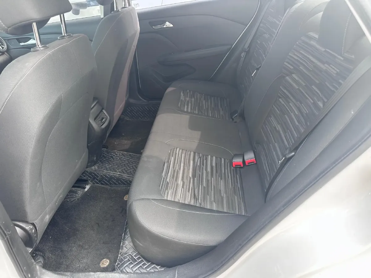 2024 Chevrolet Monza 1.5L 113HP L4 6DCT,autocango,china used car exporter,china ev exporter,chinese used car exporter,chinese used ev exporter