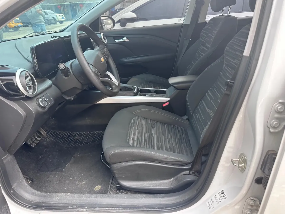 2024 Chevrolet Monza 1.5L 113HP L4 6DCT,autocango,china used car exporter,china ev exporter,chinese used car exporter,chinese used ev exporter