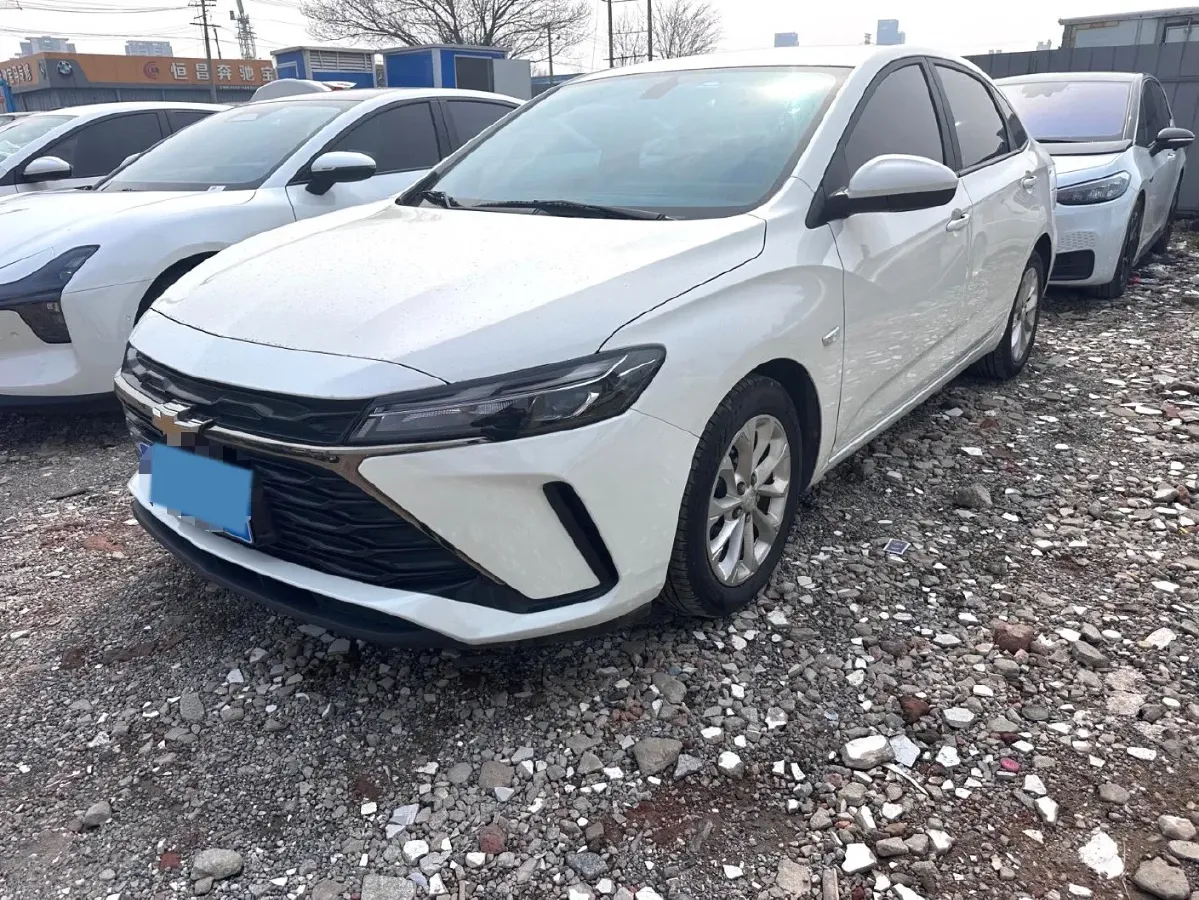 2024 Chevrolet Monza 1.5L 113HP L4 6DCT,autocango,china used car exporter,china ev exporter,chinese used car exporter,chinese used ev exporter