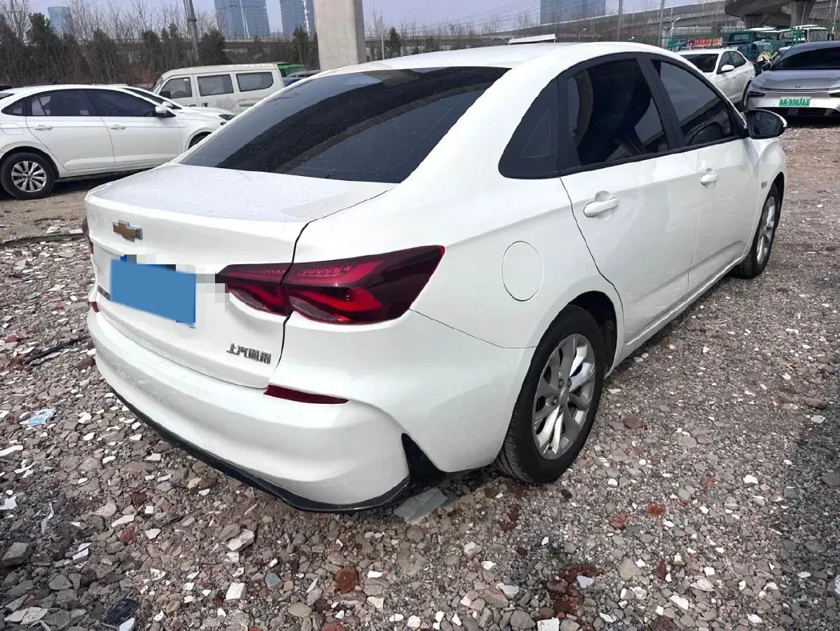 2024 Chevrolet Monza 1.5L 113HP L4 6DCT,autocango,china used car exporter,china ev exporter,chinese used car exporter,chinese used ev exporter