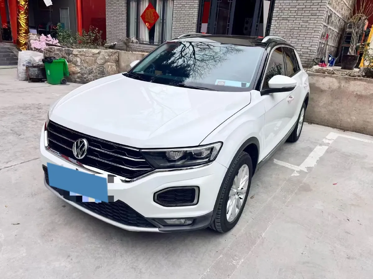 2020 Volkswagen T-Roc 1.4T 131HP L4 7DCT,autocango,china used car exporter,china ev exporter,chinese used car exporter,chinese used ev exporter