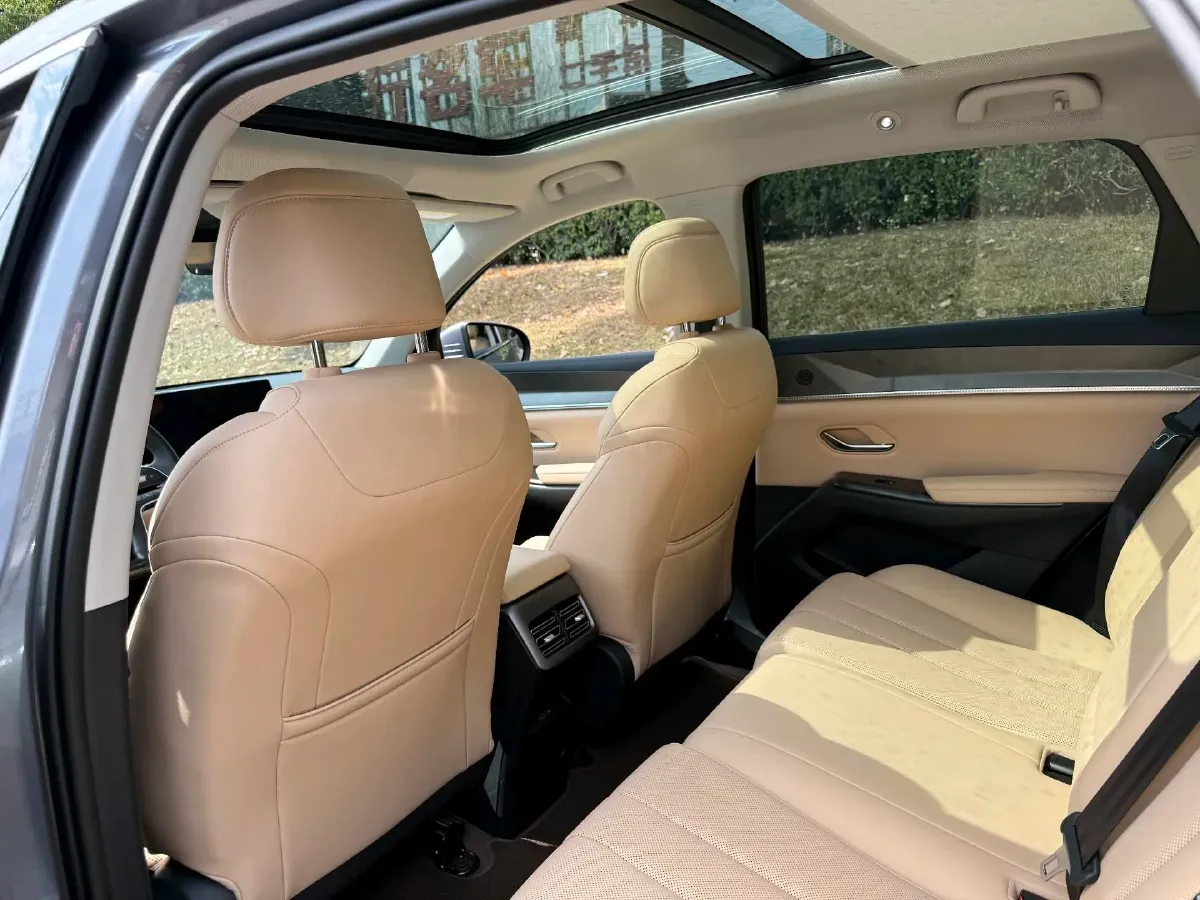 2025 BYD Song Pro 1.5L 101HP L4 E-CVT PHEV 18.3KWH,autocango,china used car exporter,china ev exporter,chinese used car exporter,chinese used ev exporter