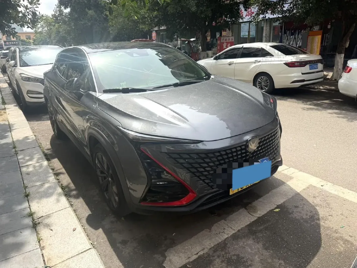 2020 ChangAn UNI-T 1.5T 180HP L4 7DCT,autocango,china used car exporter,china ev exporter,chinese used car exporter,chinese used ev exporter