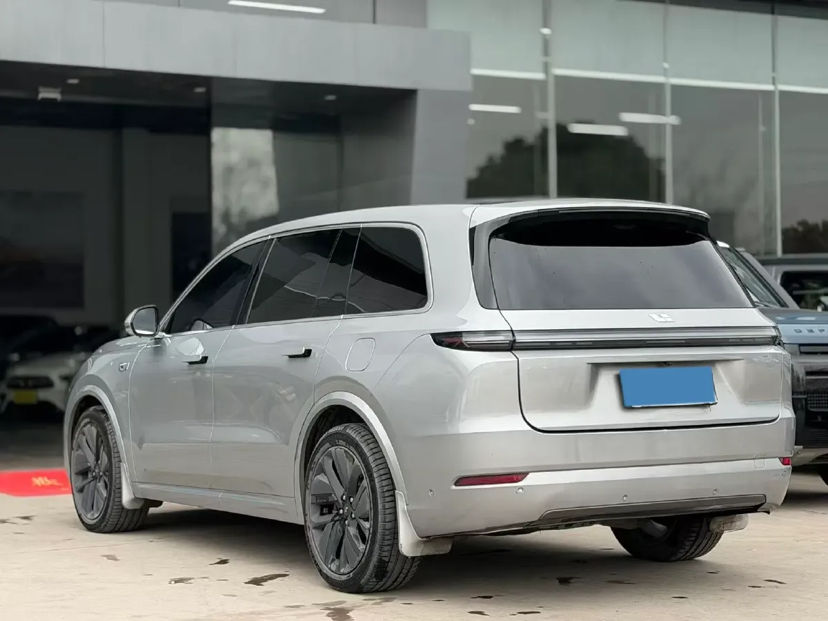 2022 Li L9 Range Extended 154HP REEV 42.6KWH,autocango,china used car exporter,china ev exporter,chinese used car exporter,chinese used ev exporter