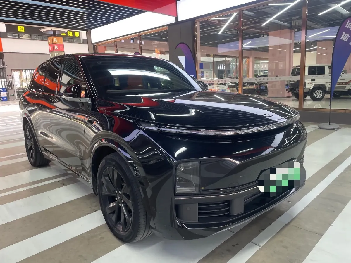 2023 Li L8 Range Extended 154HP REEV 40.9KWH,autocango,china used car exporter,china ev exporter,chinese used car exporter,chinese used ev exporter