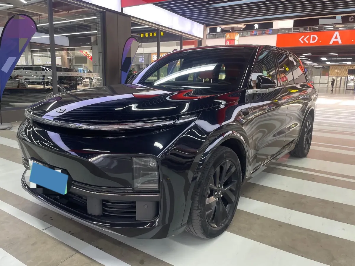 2023 Li L8 Range Extended 154HP REEV 40.9KWH,autocango,china used car exporter,china ev exporter,chinese used car exporter,chinese used ev exporter