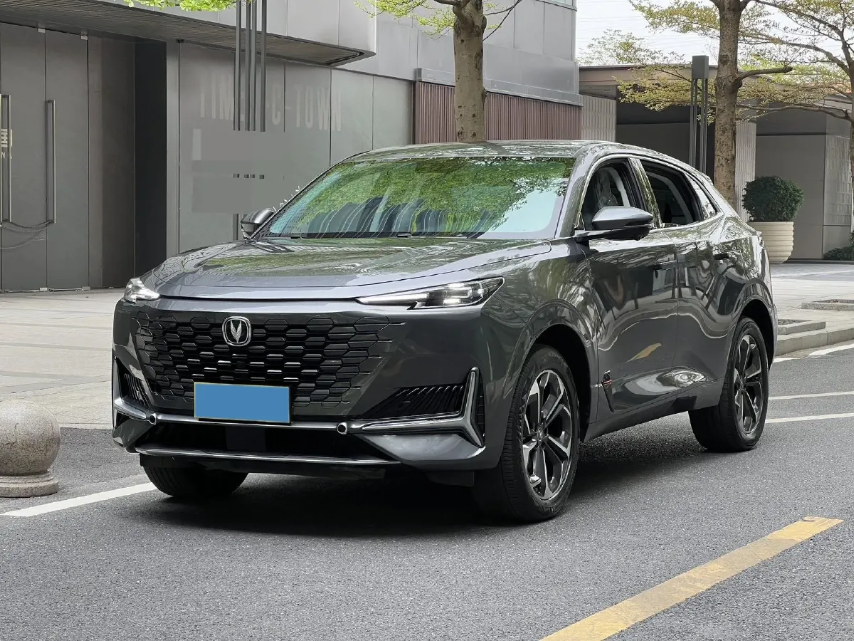 2022 Bestune T99 2.0T 224HP L4 6AT,autocango,china used car exporter,china ev exporter,chinese used car exporter,chinese used ev exporter