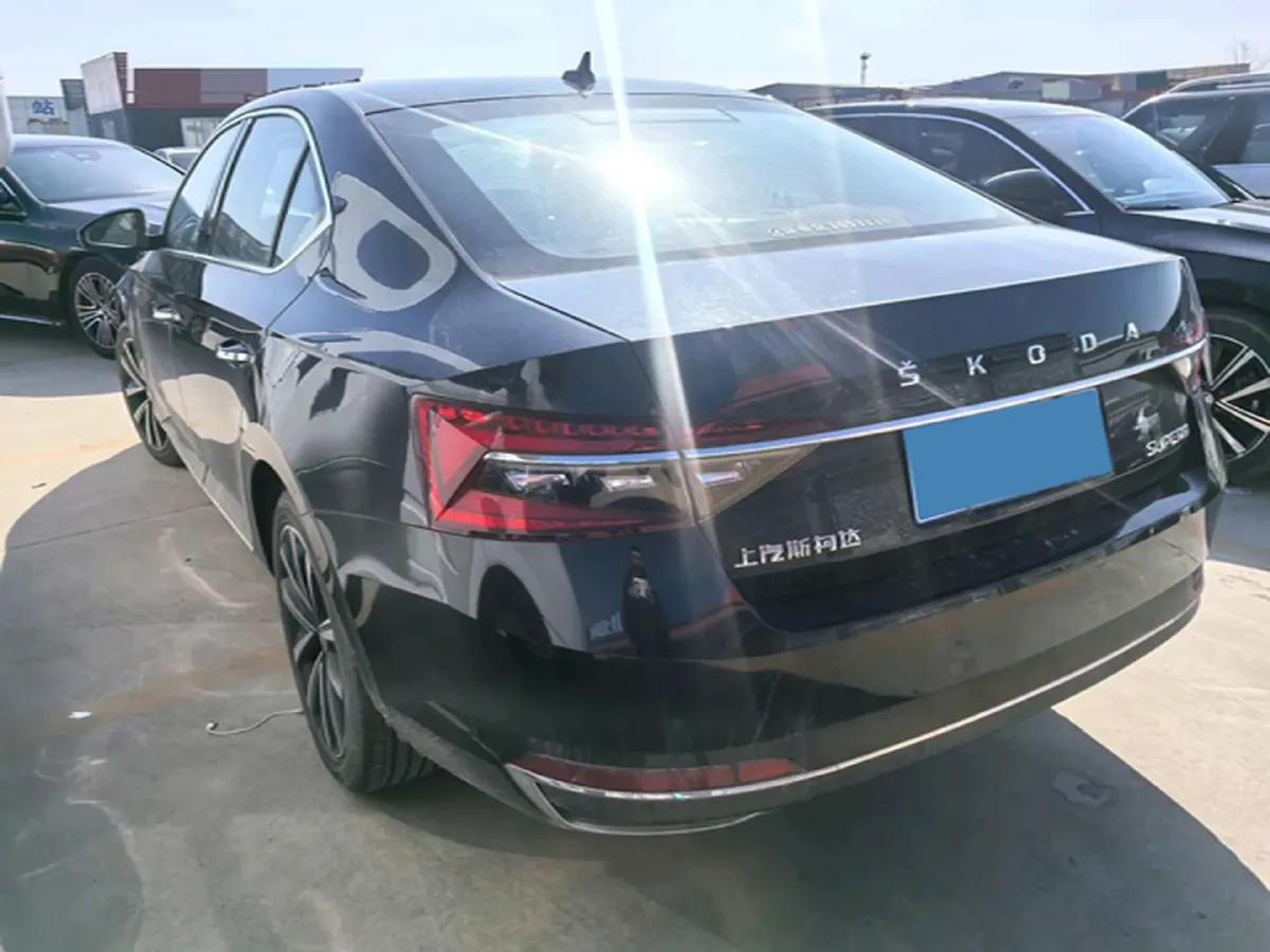 2024 Skoda Superb 1.4T 150HP L4 7DCT,autocango,china used car exporter,china ev exporter,chinese used car exporter,chinese used ev exporter