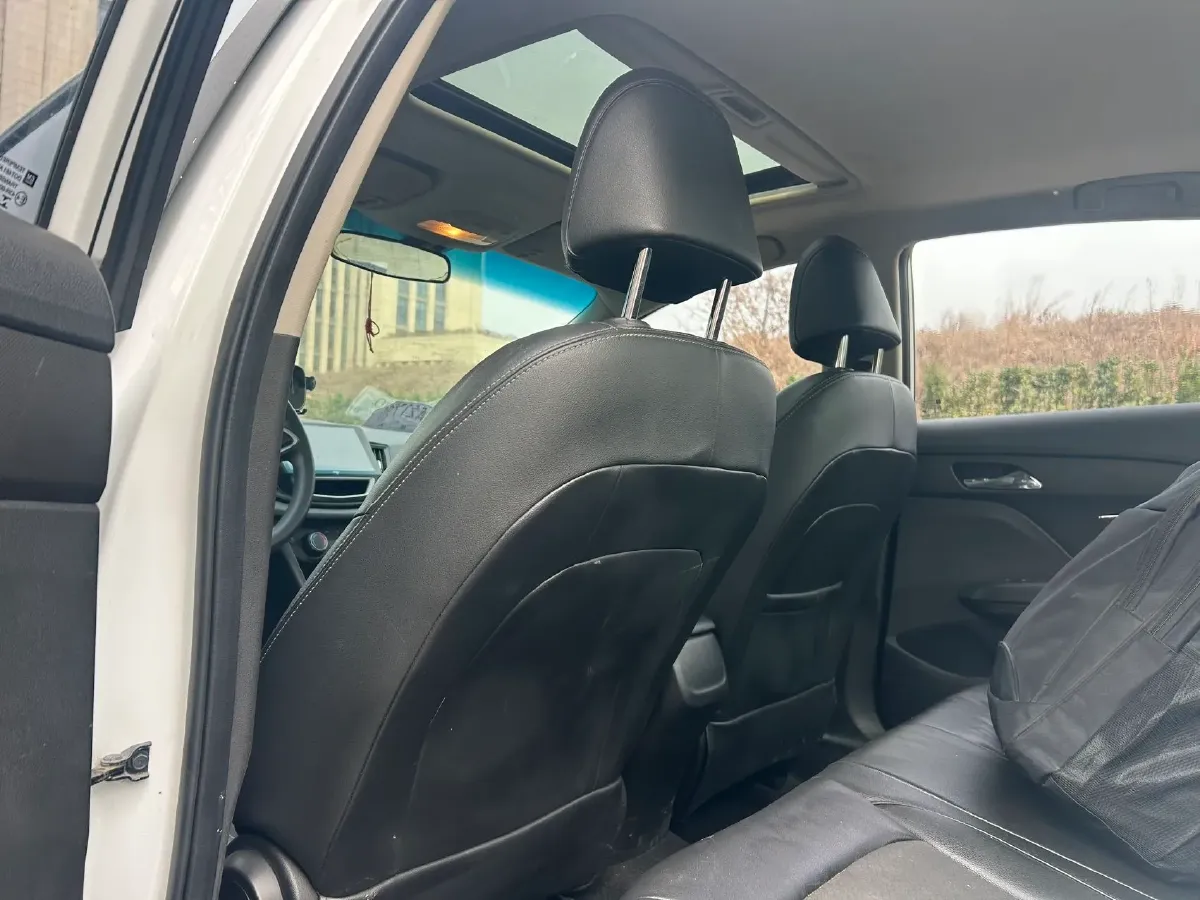 2019 Chevrolet Cavalier 1.5L 113HP L4 6AT,autocango,china used car exporter,china ev exporter,chinese used car exporter,chinese used ev exporter