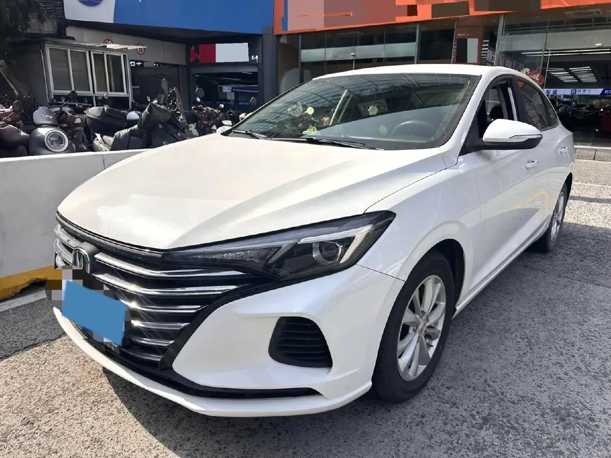 2020 ChangAn Eado 1.6L 128HP L4 5MT,autocango,china used car exporter,china ev exporter,chinese used car exporter,chinese used ev exporter