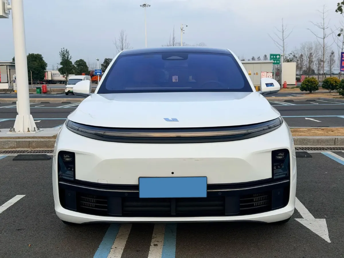 2024 Li L7 Range Extended 154HP REEV 42.8KWH,autocango,china used car exporter,china ev exporter,chinese used car exporter,chinese used ev exporter