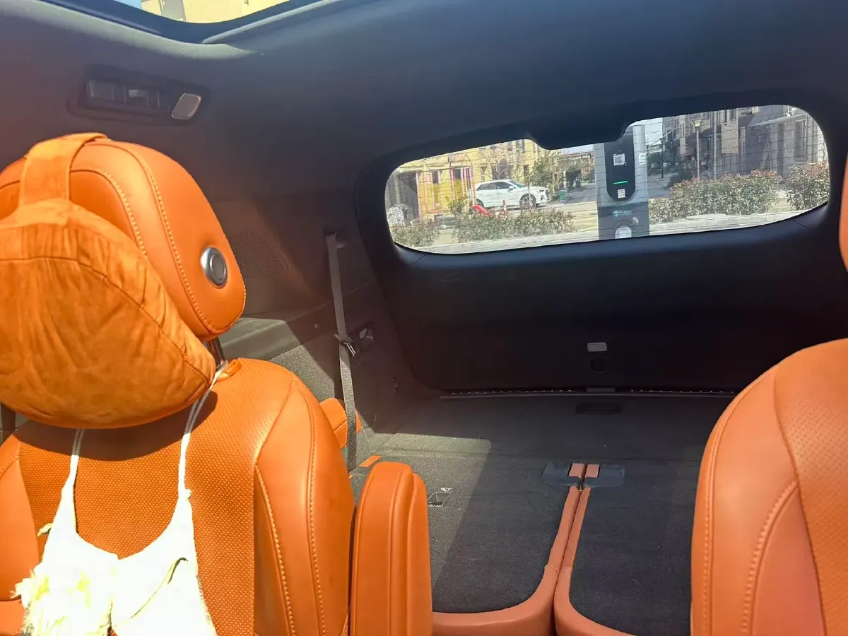 2023 Li L7 Range Extended 154HP REEV 40.9KWH,autocango,china used car exporter,china ev exporter,chinese used car exporter,chinese used ev exporter