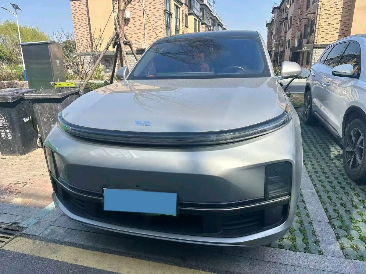 2023 Li L7 Range Extended 154HP REEV 40.9KWH,autocango,china used car exporter,china ev exporter,chinese used car exporter,chinese used ev exporter