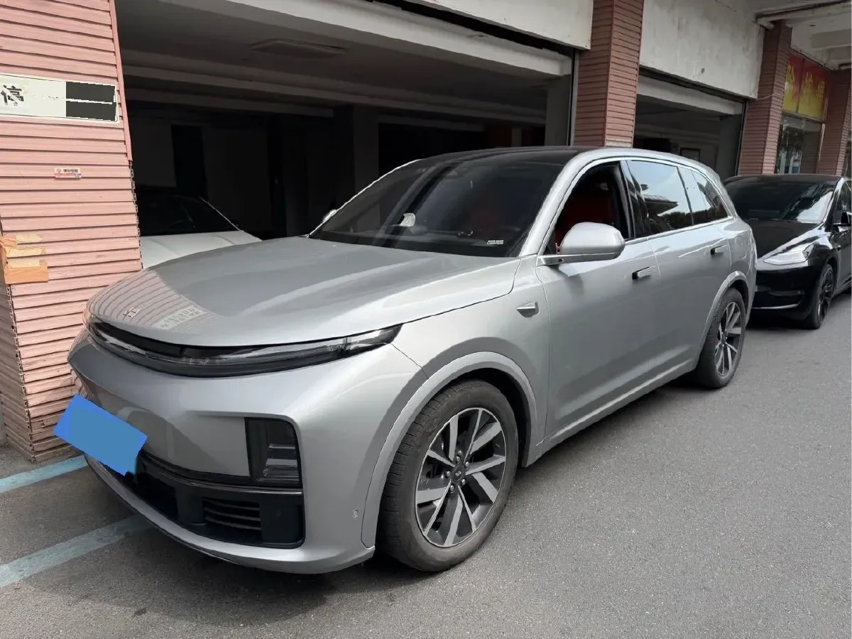2023 Li L7 Range Extended 154HP REEV 40.9KWH,autocango,china used car exporter,china ev exporter,chinese used car exporter,chinese used ev exporter