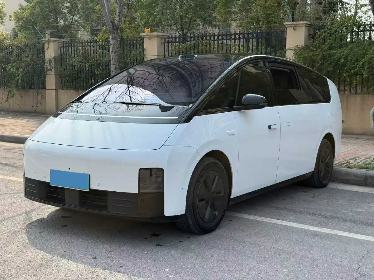 2025 Li MEGA BEV,autocango,china used car exporter,china ev exporter,chinese used car exporter,chinese used ev exporter