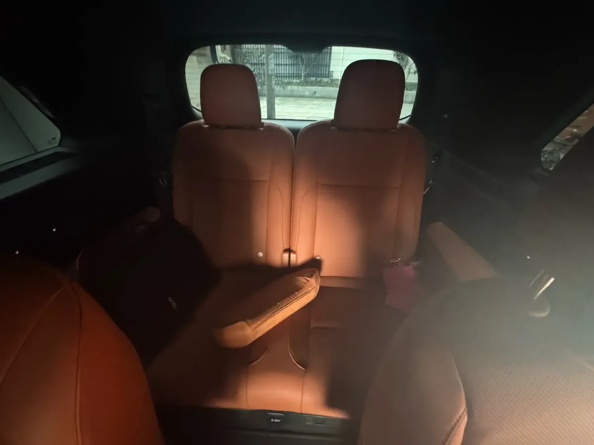 2025 Li L9 Range Extended 154HP REEV,autocango,china used car exporter,china ev exporter,chinese used car exporter,chinese used ev exporter