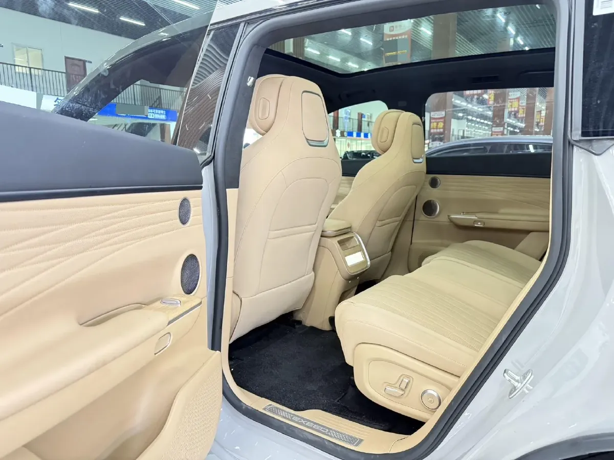 2025 Exceed Sterra ET REEV 156HP REEV,autocango,china used car exporter,china ev exporter,chinese used car exporter,chinese used ev exporter