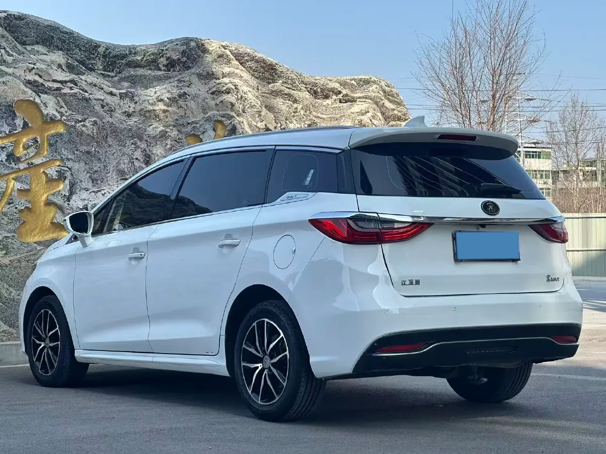 2018 BYD Song MAX 1.5T 154HP L4 6DCT,autocango,china used car exporter,china ev exporter,chinese used car exporter,chinese used ev exporter