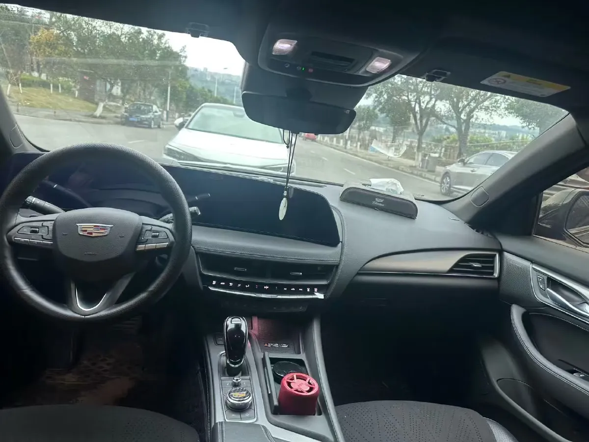 2024 Cadillac CT5 2.0T 237HP L4 10AT,autocango,china used car exporter,china ev exporter,chinese used car exporter,chinese used ev exporter