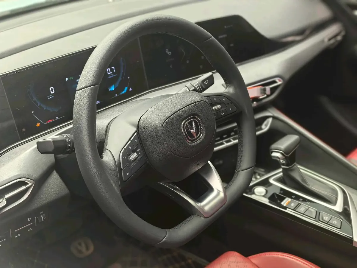 2020 ChangAn Eado 1.4T 158HP L4 7DCT,autocango,china used car exporter,china ev exporter,chinese used car exporter,chinese used ev exporter