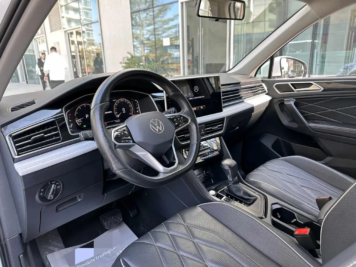 2023 Volkswagen Tiguan L 1.5T 160HP L4 7DCT,autocango,china used car exporter,china ev exporter,chinese used car exporter,chinese used ev exporter