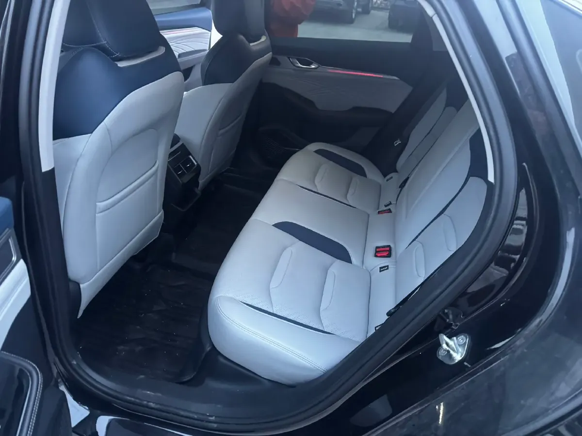 2023 Geely Preface 2.0T 190HP L4 7DCT,autocango,china used car exporter,china ev exporter,chinese used car exporter,chinese used ev exporter