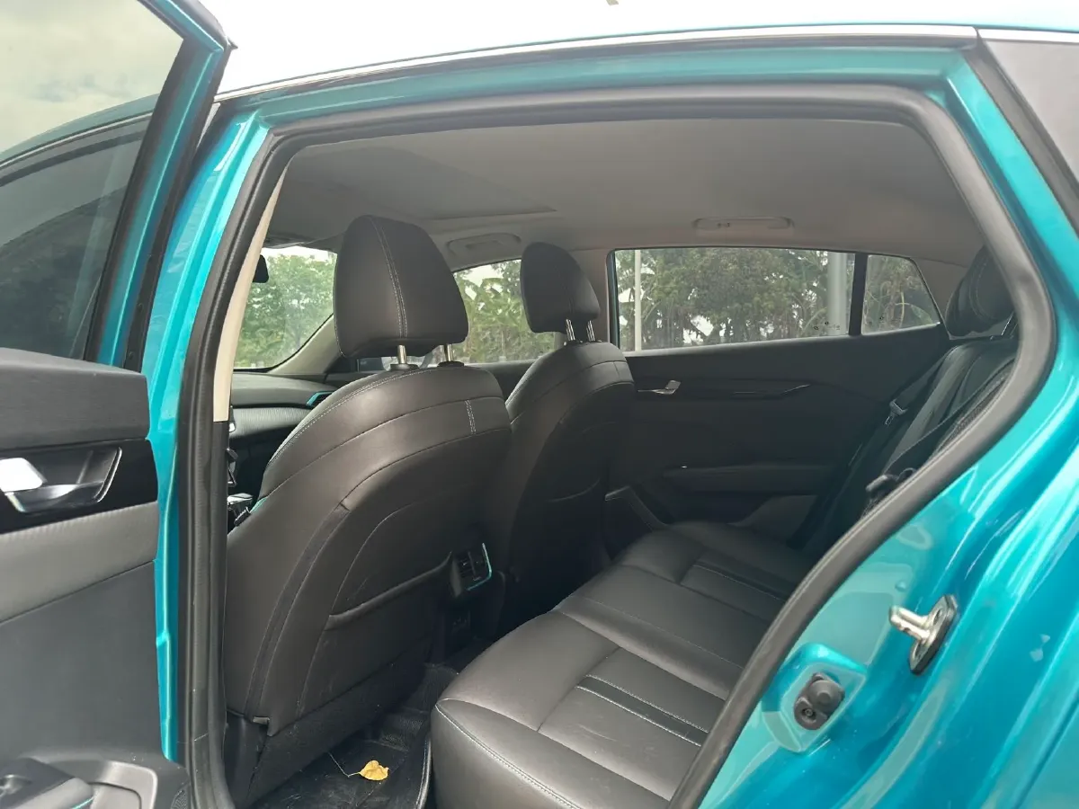 2021 DongFeng Aeolus YiXuan 1.5T 150HP L4 6DCT,autocango,china used car exporter,china ev exporter,chinese used car exporter,chinese used ev exporter