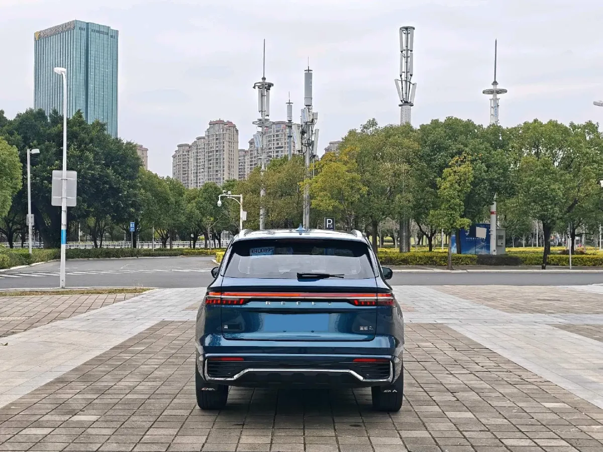 2021 Geely Monjaro 2.0T 218HP L4 7DCT,autocango,china used car exporter,china ev exporter,chinese used car exporter,chinese used ev exporter