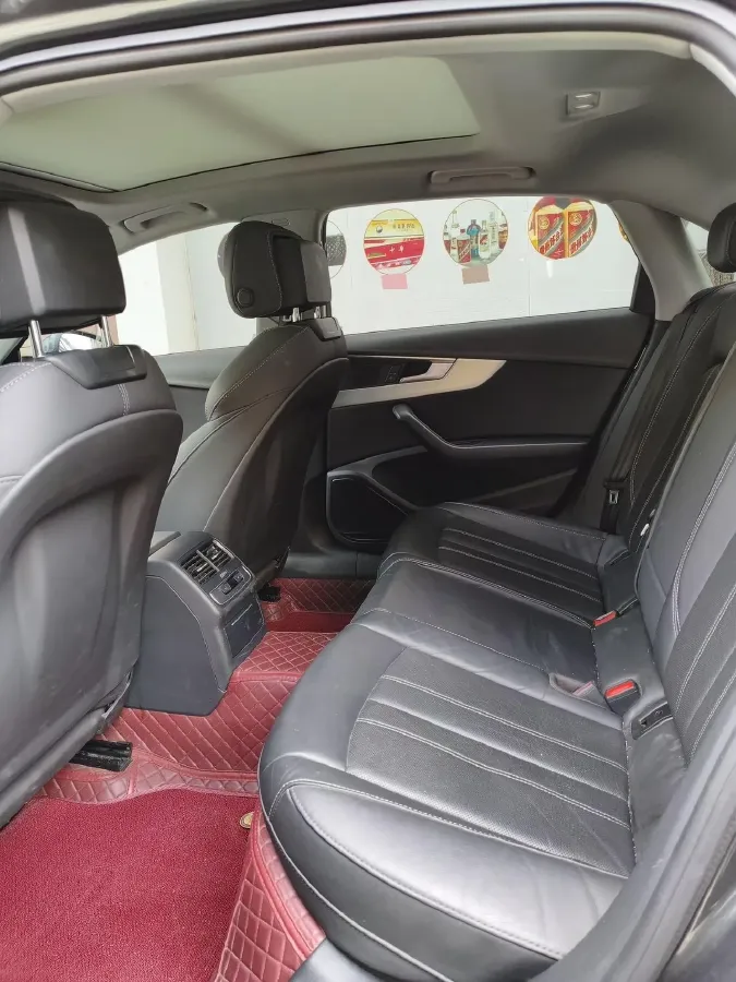 2020 Audi A4L 2.0T 190HP L4 7DCT,autocango,china used car exporter,china ev exporter,chinese used car exporter,chinese used ev exporter