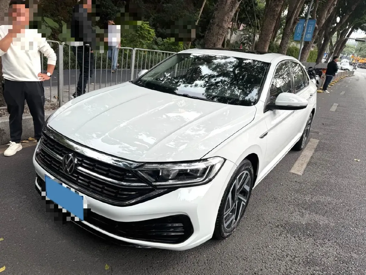 2023 Volkswagen Sagitar 1.5T 160HP L4 7DCT,autocango,china used car exporter,china ev exporter,chinese used car exporter,chinese used ev exporter