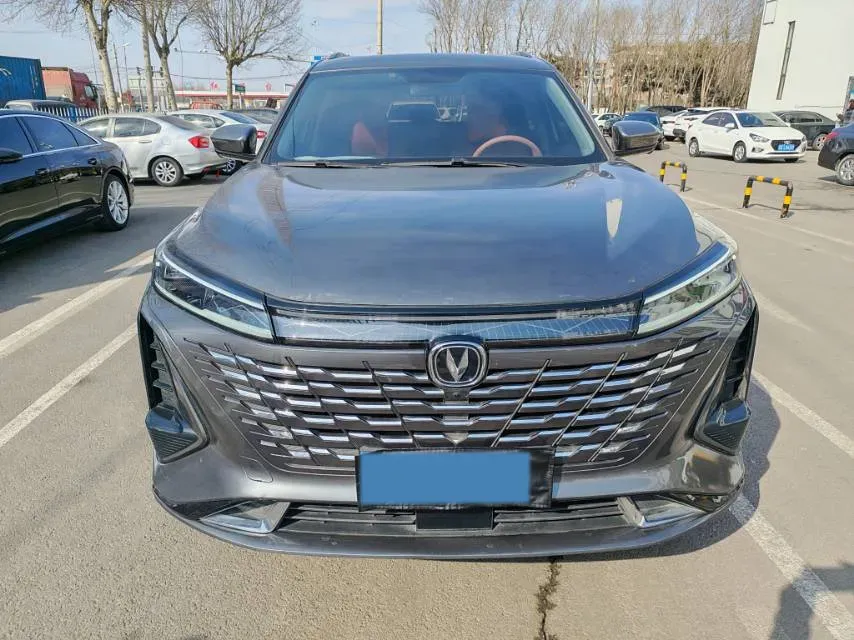 2023 ChangAn CS75 Plus 1.5T 188HP L4 8AT,autocango,china used car exporter,china ev exporter,chinese used car exporter,chinese used ev exporter
