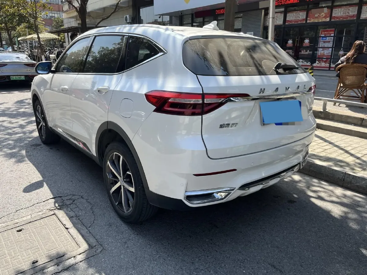 2019 Haval F7 1.5T 169HP L4 7DCT,autocango,china used car exporter,china ev exporter,chinese used car exporter,chinese used ev exporter