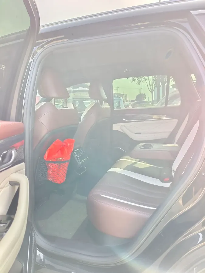 2024 Geely Monjaro 2.0T 238HP L4 8AT,autocango,china used car exporter,china ev exporter,chinese used car exporter,chinese used ev exporter