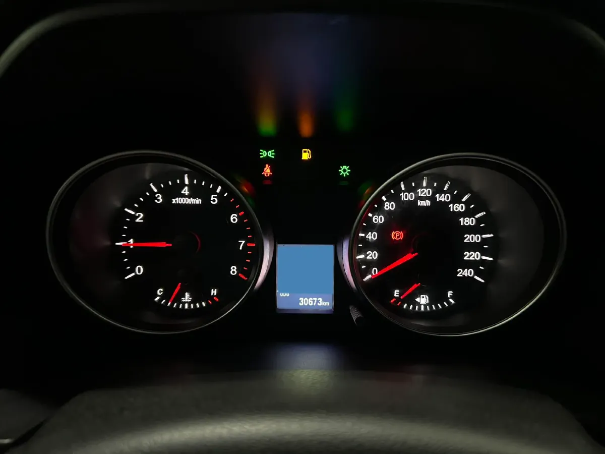 2021 Haval M6 1.5T 150HP L4 6MT,autocango,china used car exporter,china ev exporter,chinese used car exporter,chinese used ev exporter