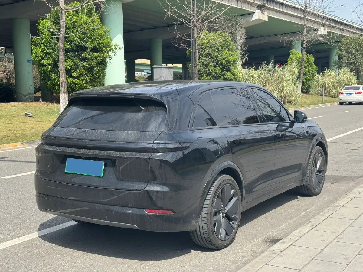 2025 Li L7 Range Extended 154HP REEV,autocango,china used car exporter,china ev exporter,chinese used car exporter,chinese used ev exporter