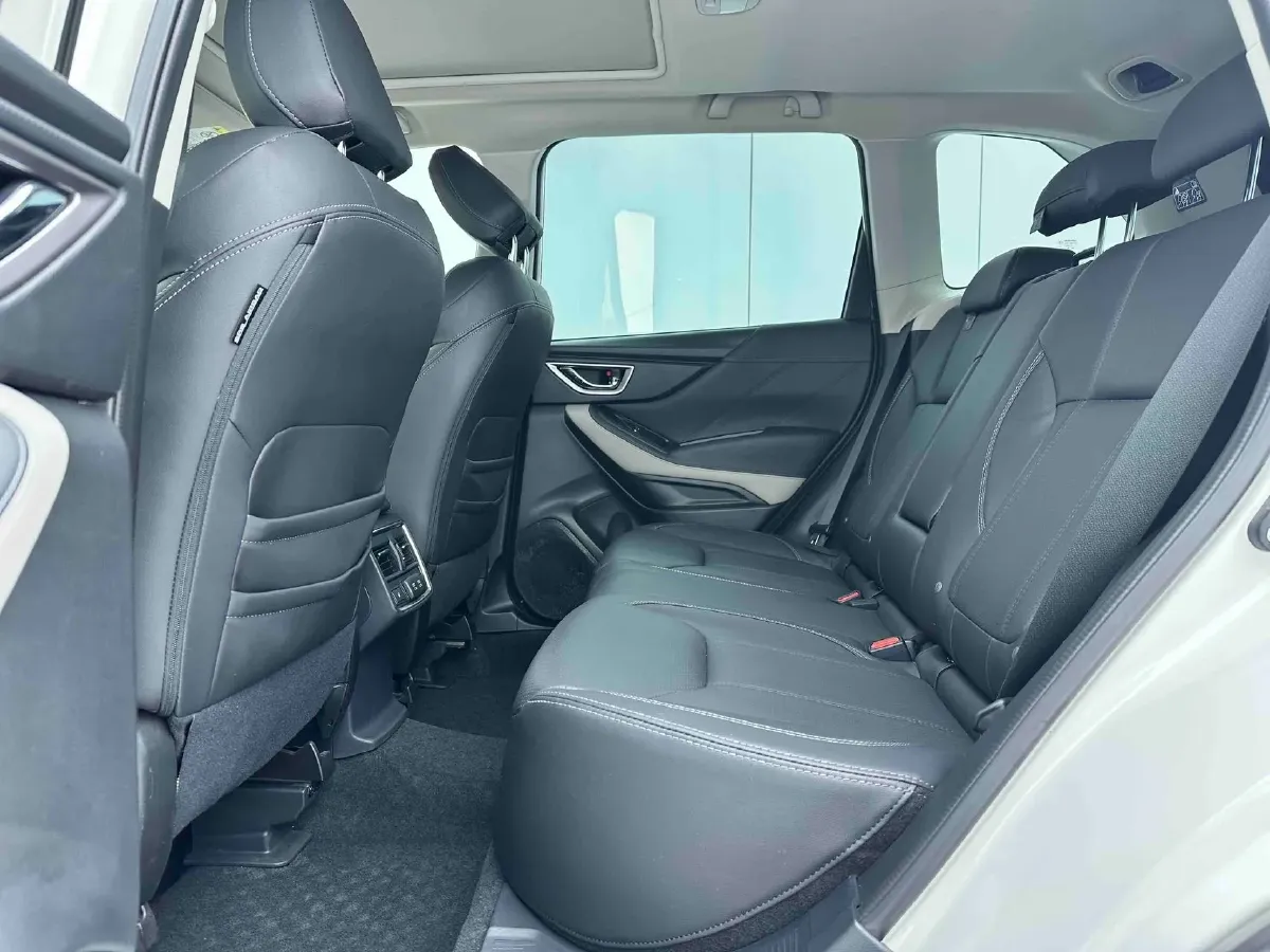 2022 Subaru Forester 2.0L 154HP H4 CVT,autocango,china used car exporter,china ev exporter,chinese used car exporter,chinese used ev exporter