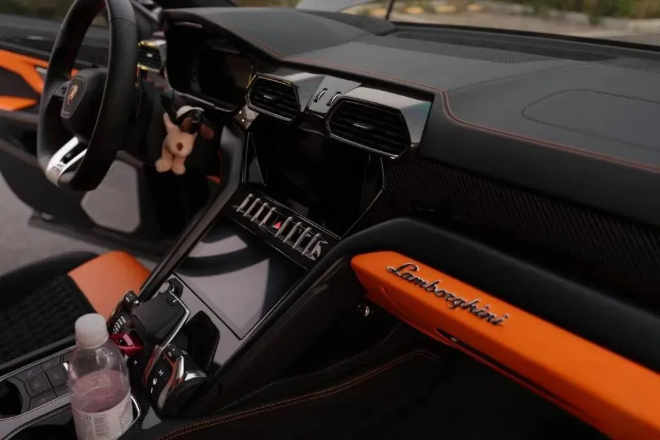 2021 Lamborghini Urus 4.0T 641HP V8 8AT,autocango,china used car exporter,china ev exporter,chinese used car exporter,chinese used ev exporter