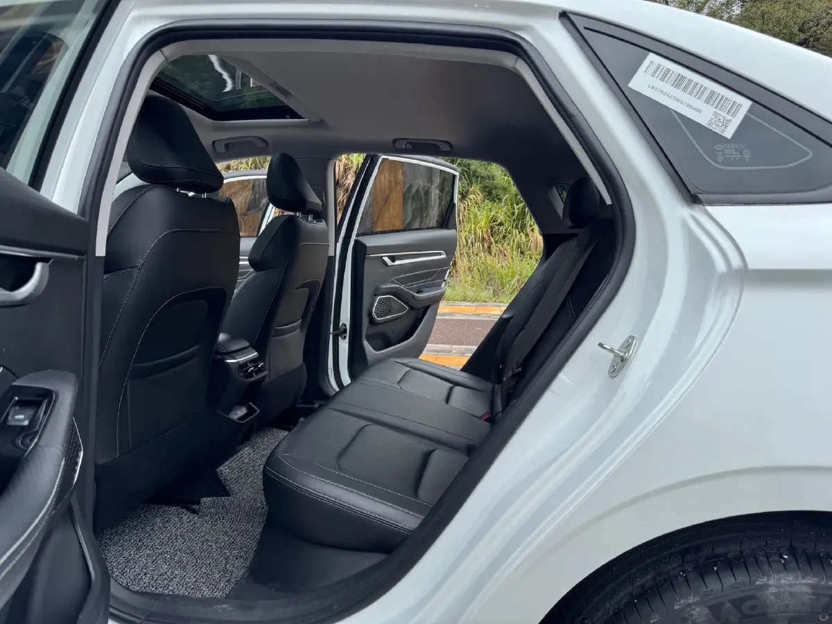 2023 Geely Emgrand 1.5L 127HP L4 CVT,autocango,china used car exporter,china ev exporter,chinese used car exporter,chinese used ev exporter