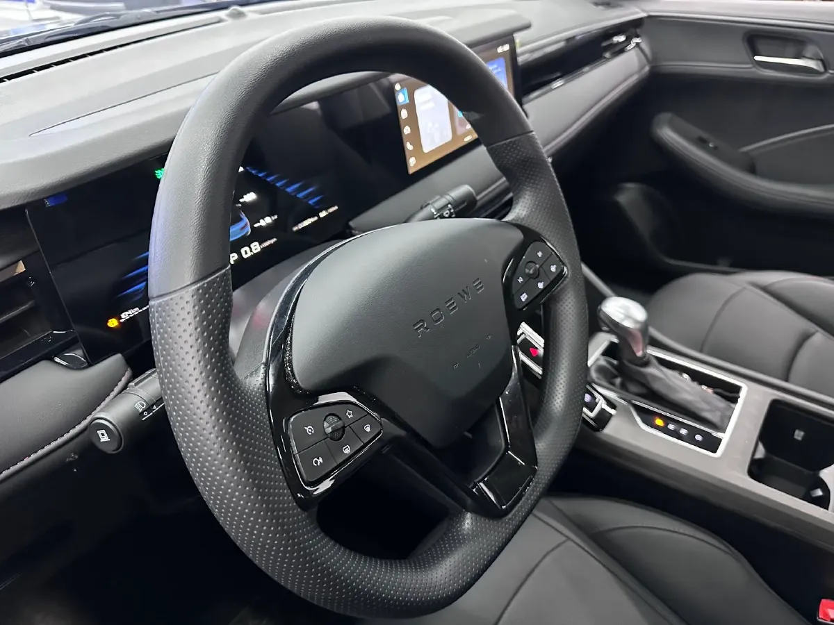 2026 Roewe i5 1.5L 129HP L4 CVT,autocango,china used car exporter,china ev exporter,chinese used car exporter,chinese used ev exporter