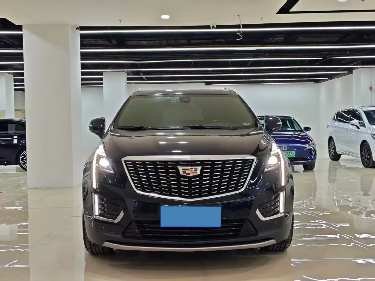 2022 Cadillac XT5 2.0T 237HP L4 9AT,autocango,china used car exporter,china ev exporter,chinese used car exporter,chinese used ev exporter