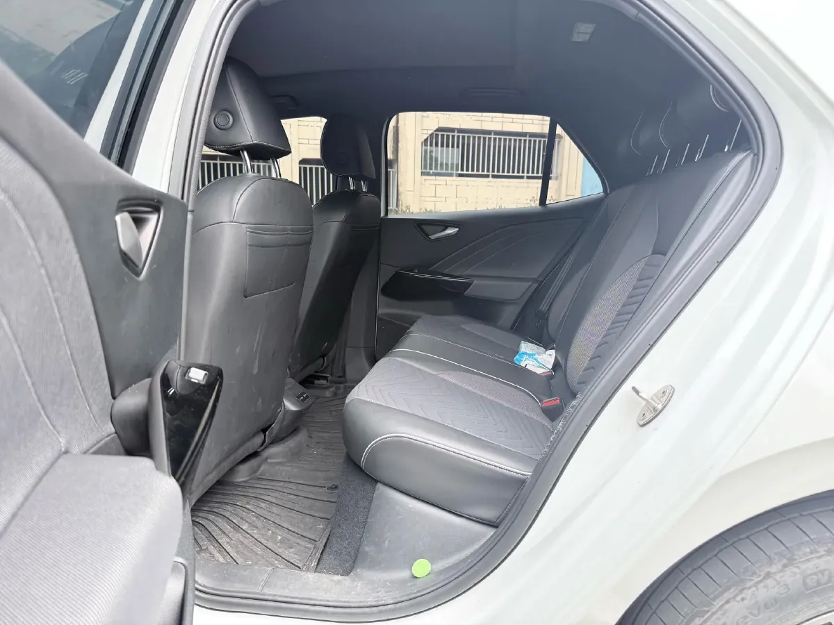 2024 Volkswagen ID.3 BEV 52.8KWH,autocango,china used car exporter,china ev exporter,chinese used car exporter,chinese used ev exporter