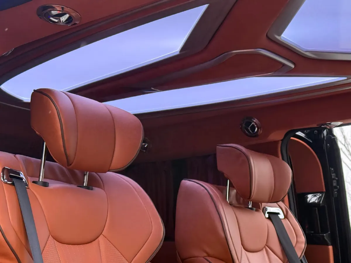 2024 Ford Tourneo 2.0T 220HP L4 9AT,autocango,china used car exporter,china ev exporter,chinese used car exporter,chinese used ev exporter