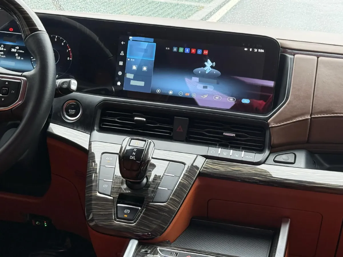 2024 Ford Tourneo 2.0T 220HP L4 9AT,autocango,china used car exporter,china ev exporter,chinese used car exporter,chinese used ev exporter