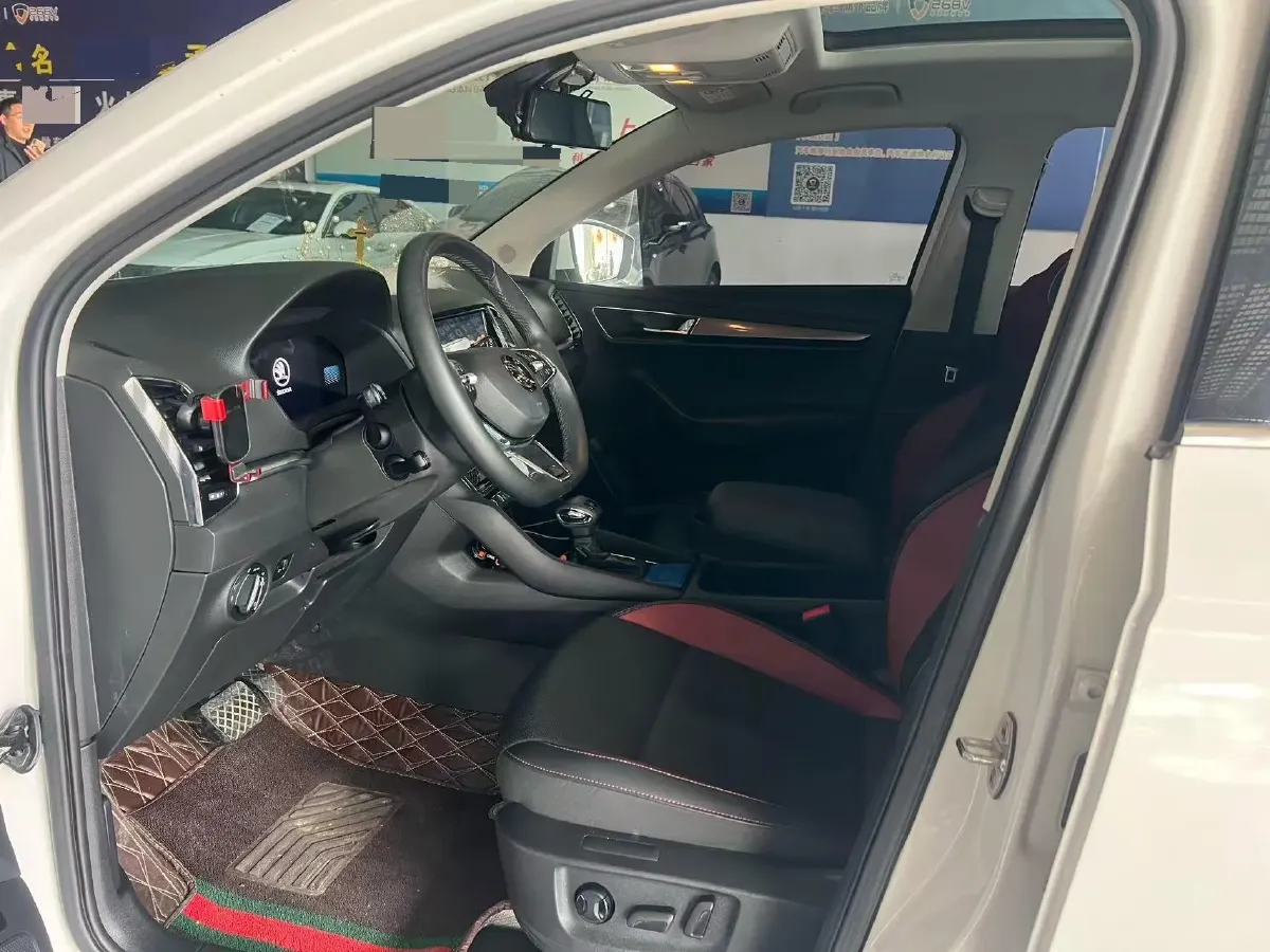 2022 Skoda Karoq 1.4T 150HP L4 7DCT,autocango,china used car exporter,china ev exporter,chinese used car exporter,chinese used ev exporter