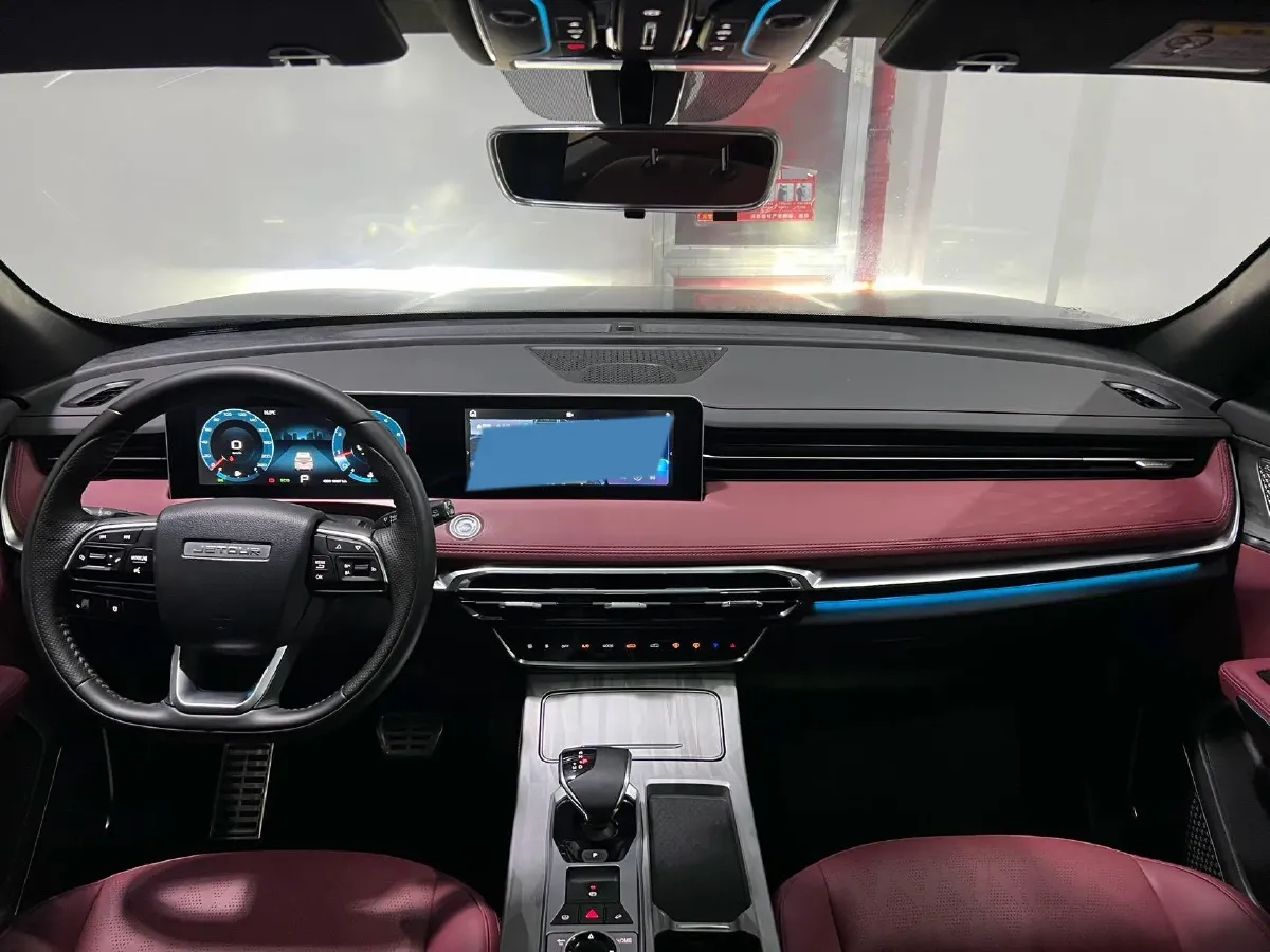 2023 ChangAn Oshan X7 Plus 1.5T 188HP L4 7DCT,autocango,china used car exporter,china ev exporter,chinese used car exporter,chinese used ev exporter