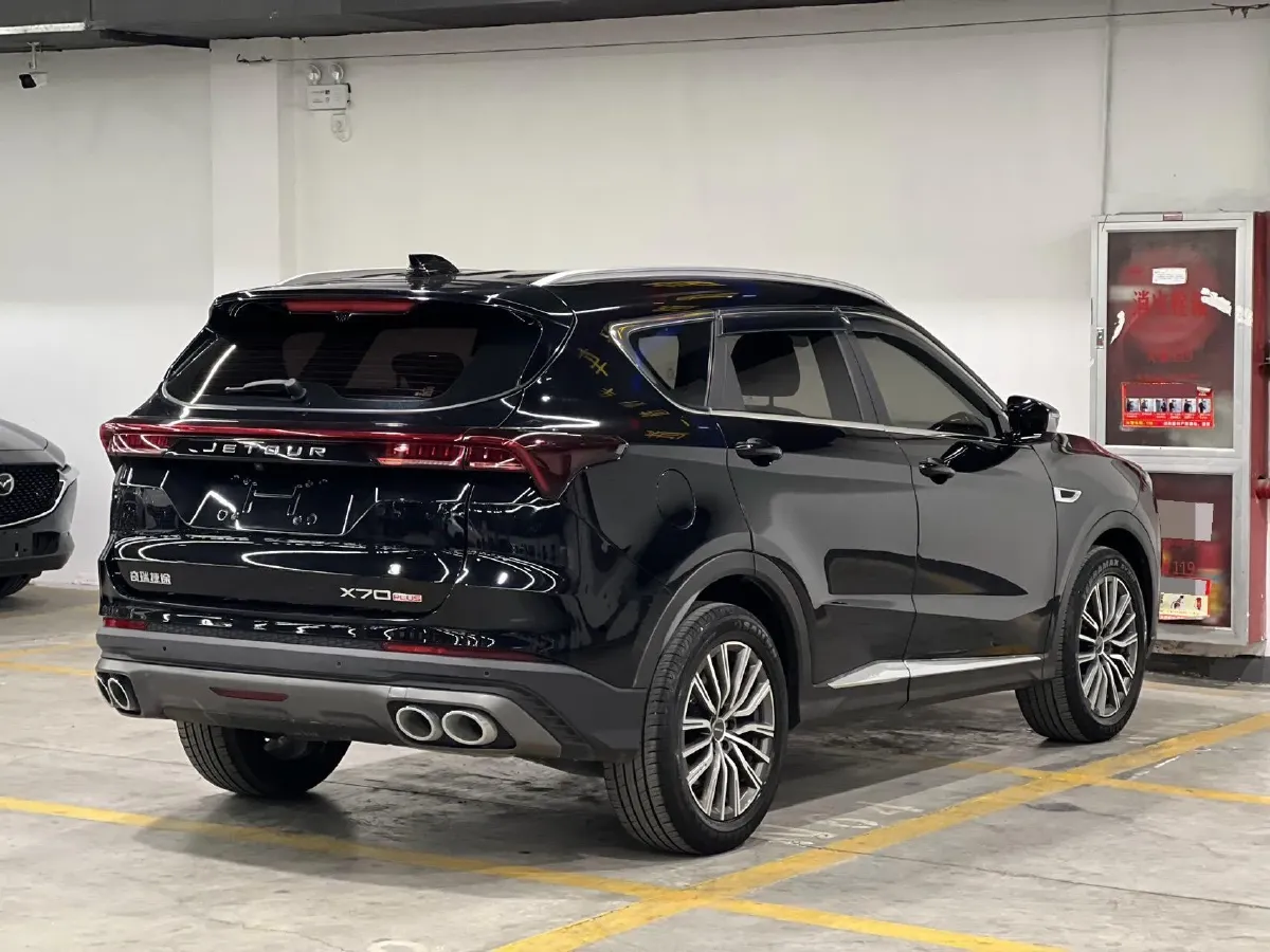 2023 ChangAn Oshan X7 Plus 1.5T 188HP L4 7DCT,autocango,china used car exporter,china ev exporter,chinese used car exporter,chinese used ev exporter