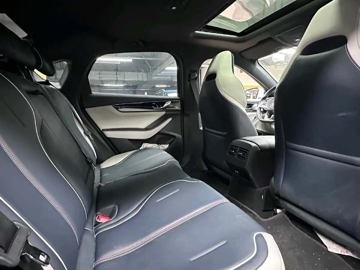 2021 Haval F7 1.5T 169HP L4 7DCT,autocango,china used car exporter,china ev exporter,chinese used car exporter,chinese used ev exporter